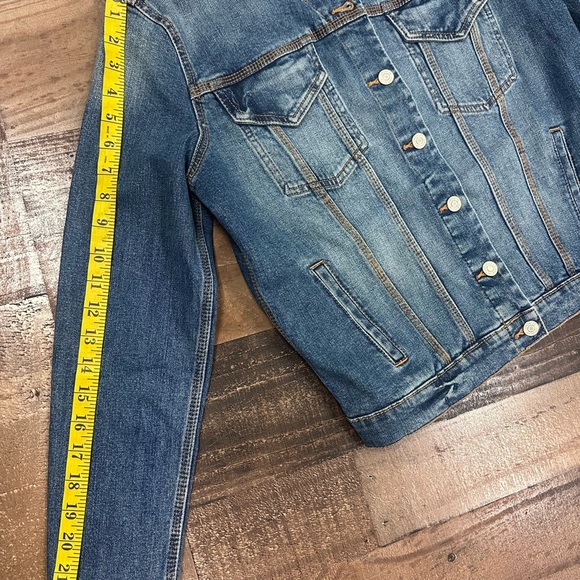 Jordache Denim Jacket with Burgundy Collar - Picture 4 of 10